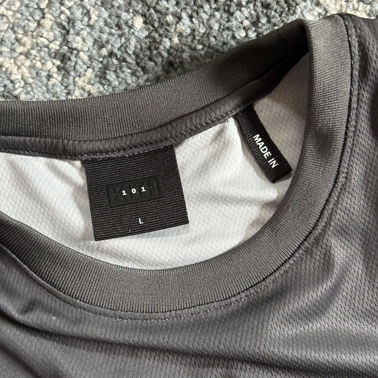Kith 101 OTTO PANELED MESH L/S WARM UP SHOOTiNG SHiRT MiNiMALiSM Size US L / EU 52-54 / 3 - 13 Thumbnail
