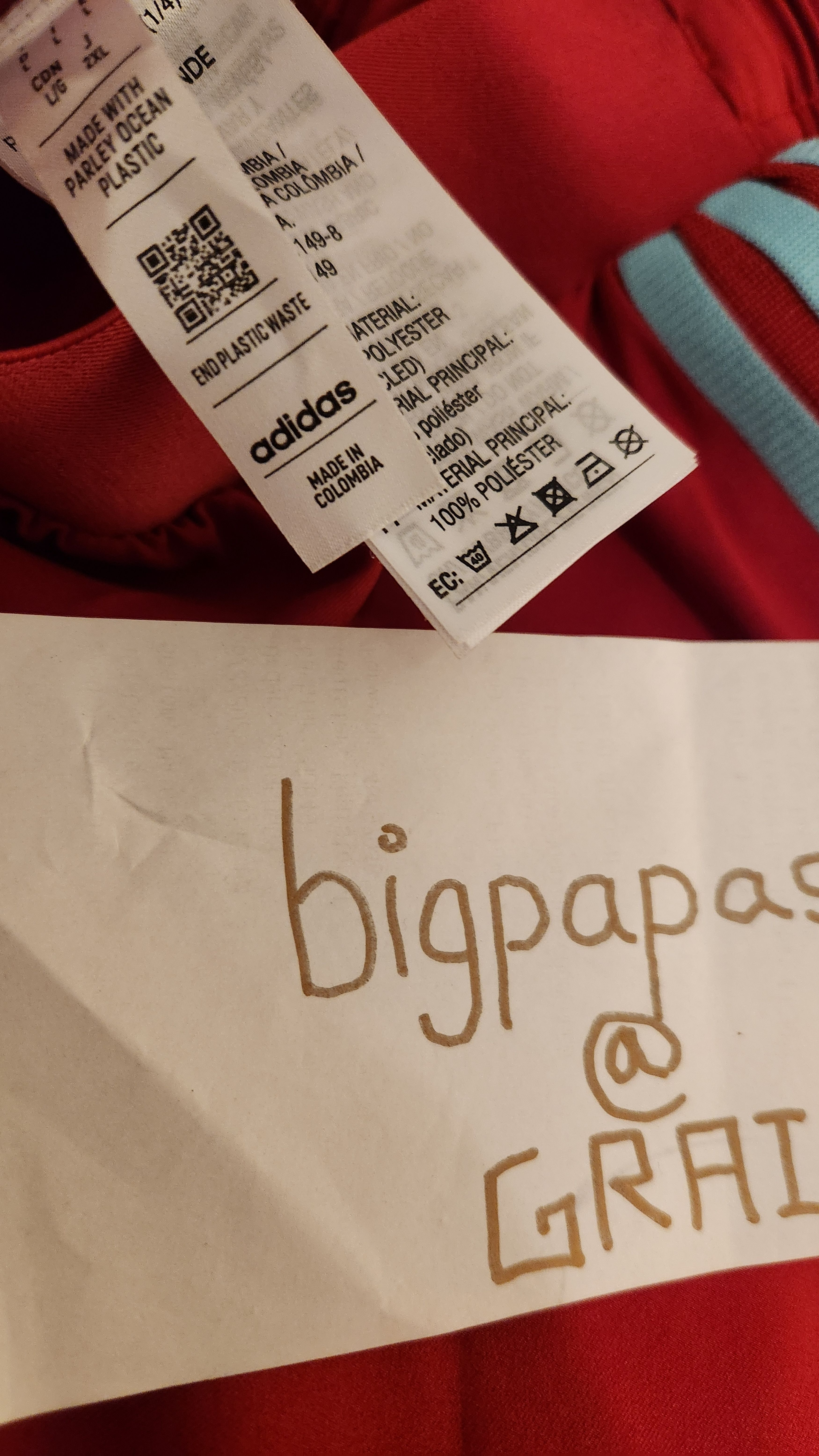 Adidas Player Issue Shorts - Colombia national team alternate Size US 34 / EU 50 - 6 Thumbnail