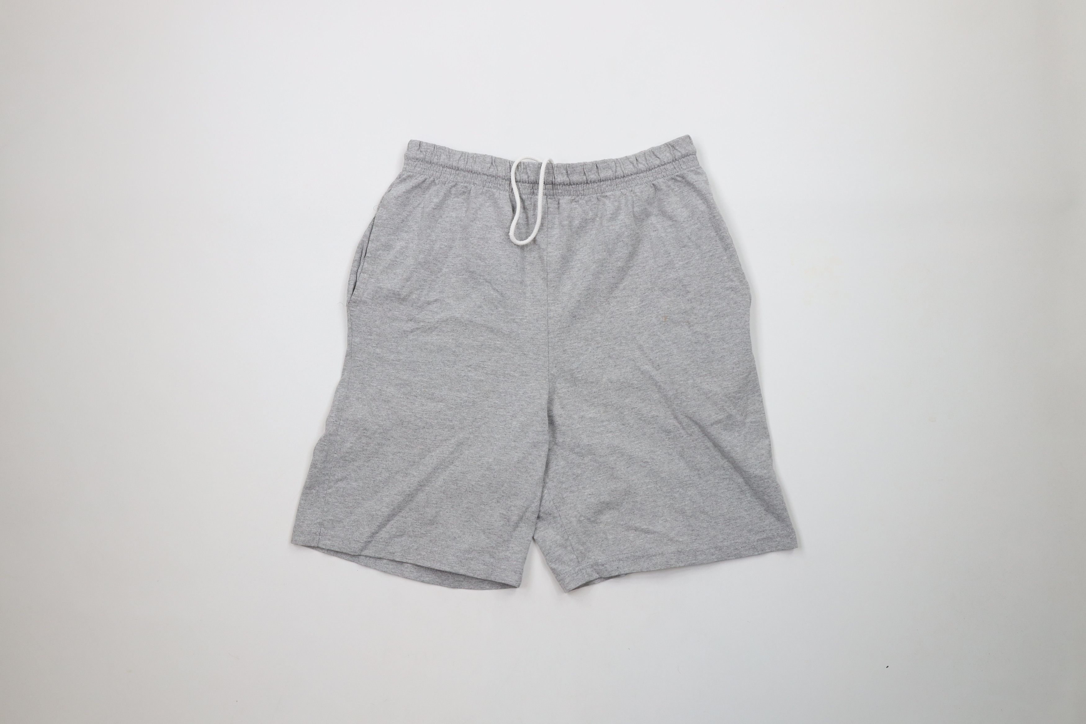 Vintage Vintage 90s Streetwear Above Knee Cotton Shorts Heather Gray Size US 32 / EU 48 - 1 Thumbnail