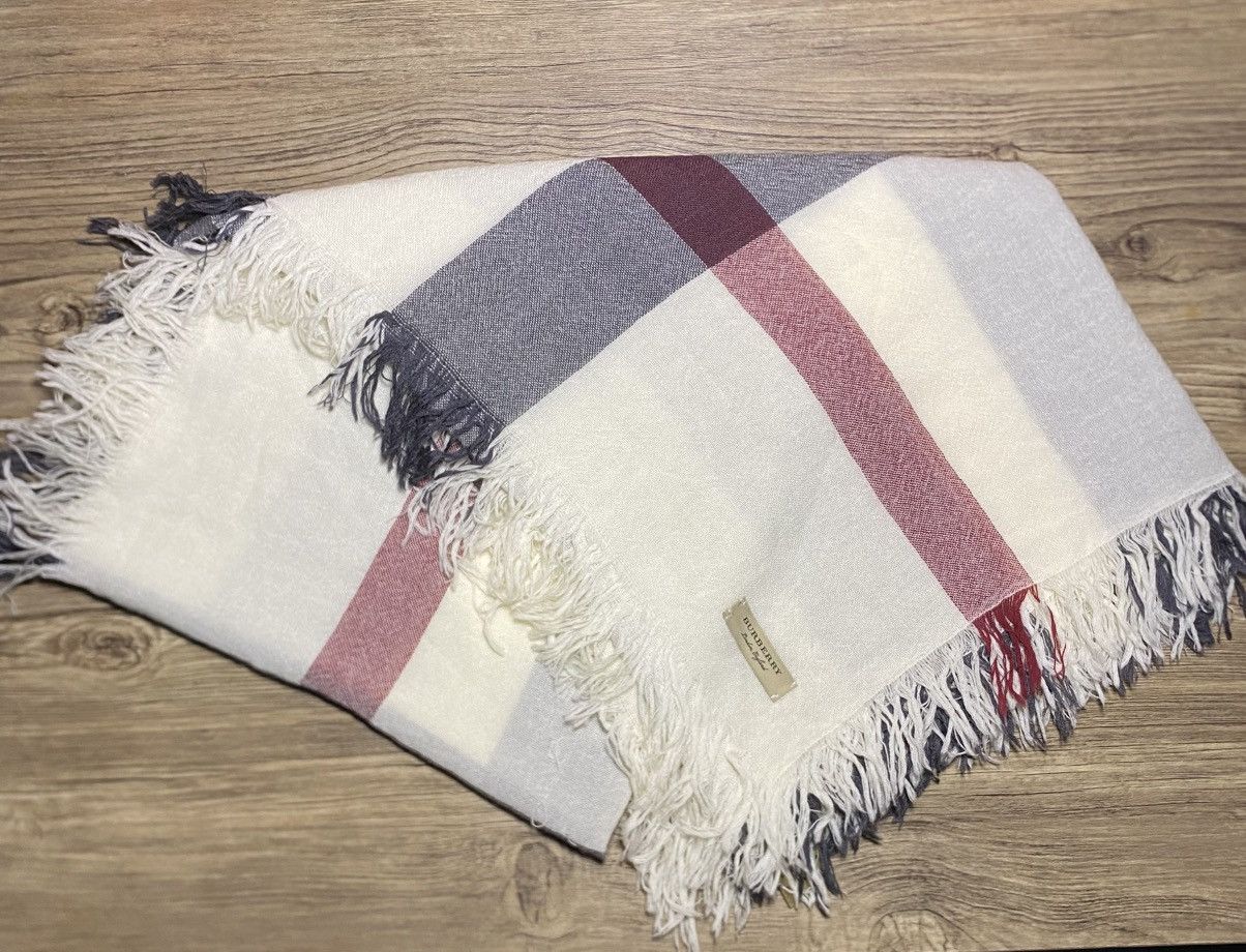 Burberry Large Check Merino