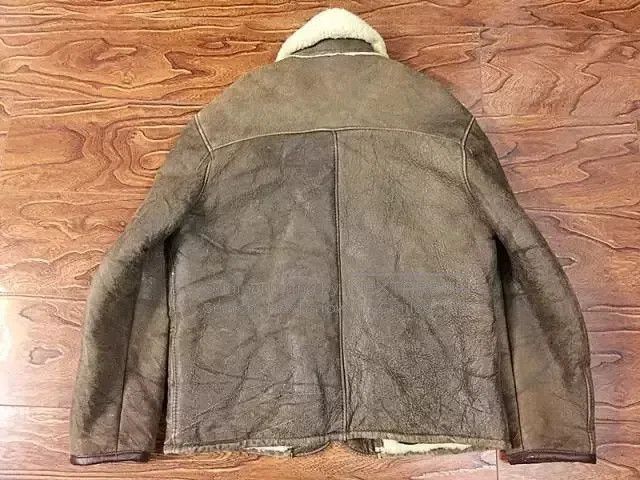Other Fur is integrated into the leather coat Size US XL / EU 56 / 4 - 9 Thumbnail