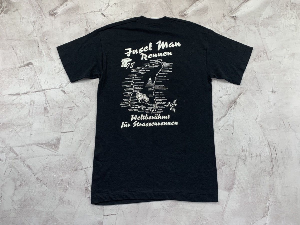 Vintage Mens vintage t shirt Isle Of Man 1998 Size M Size US M / EU 48-50 / 2 - 7 Thumbnail