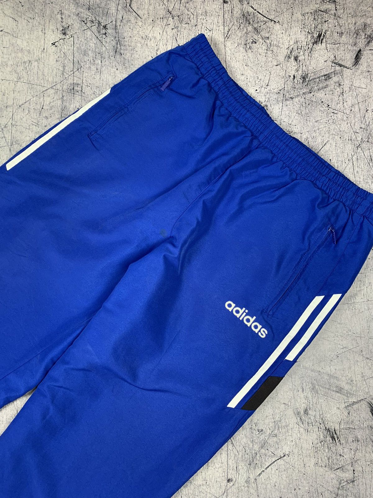 Adidas Vintage Adidas Blue Retro Nylon Suit Sweatpants Size 36 90’s Size US 36 / EU 52 - 2 Thumbnail