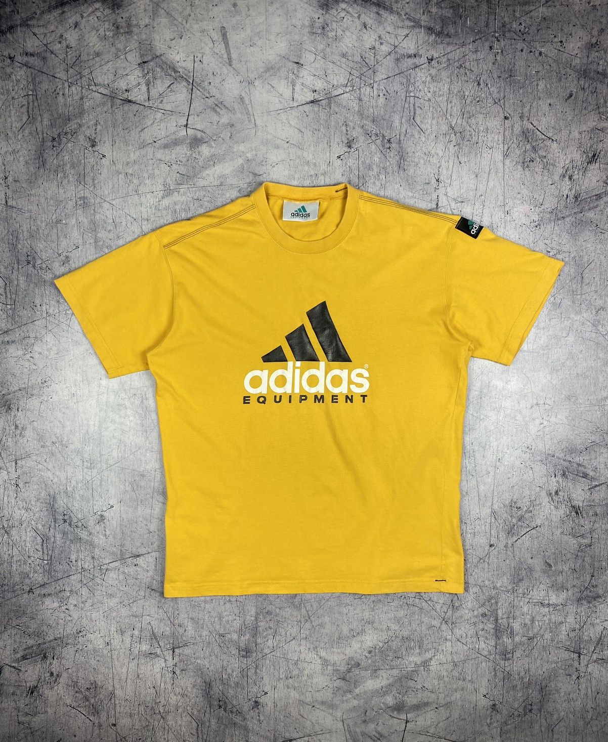 Adidas Vintage 90s Adidas Equipment big logo Tee Size US L / EU 52-54 / 3 - 2 Thumbnail