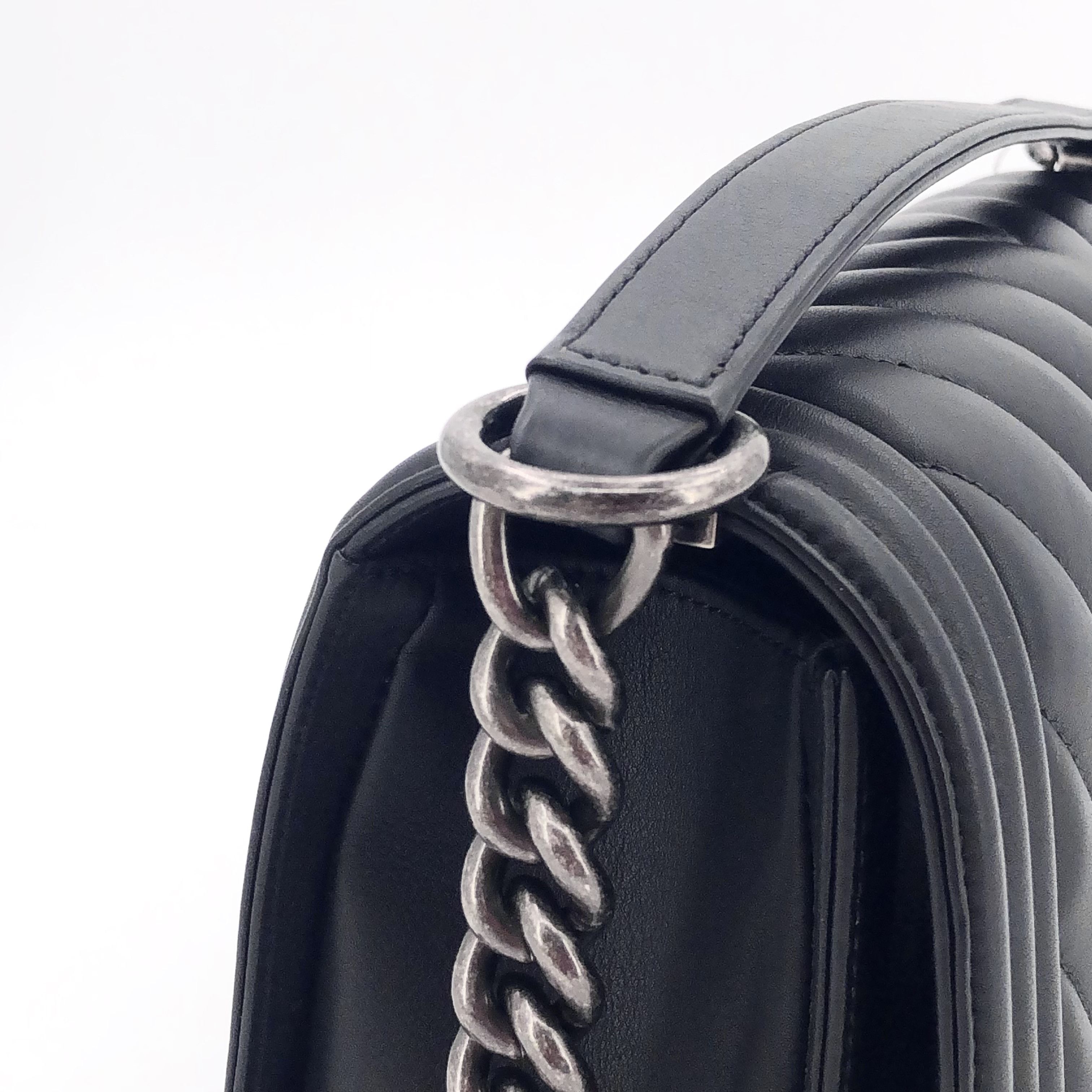 Chanel Chanel Leboy Bag Black Chain Bag Size ONE SIZE - 4 Thumbnail
