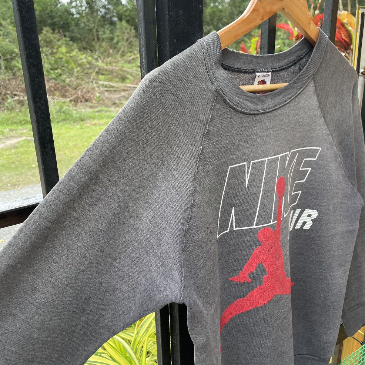Nike 🔥Vintage 90s Nike Air Jordan OG Big Logo Jumper Sweatshirts Size US XS / EU 42 / 0 - 7 Thumbnail