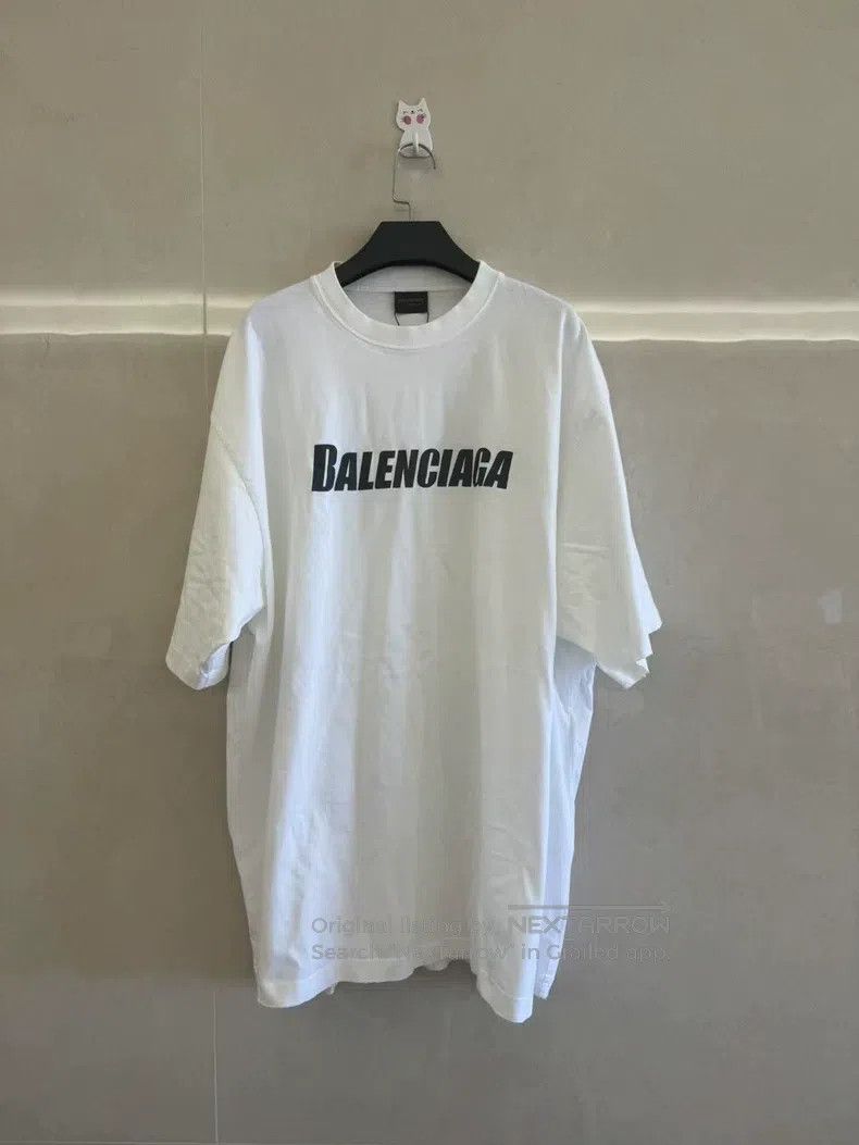 Balenciaga Balenciaga Black large destroyed short sleeve Size US M / EU 48-50 / 2 - 1 Thumbnail