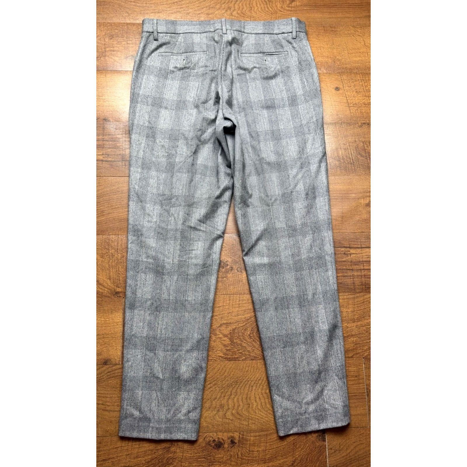 Banana Republic Banana Republic Pants Mens 34x32 Gray Vitale Barberis Canonico Flannel 120s Wool Dress Pants Slim Gray Glen Plaid Mens Regular 34x32 Wool-Blend? Size US 34 / EU 50 - 3 Thumbnail