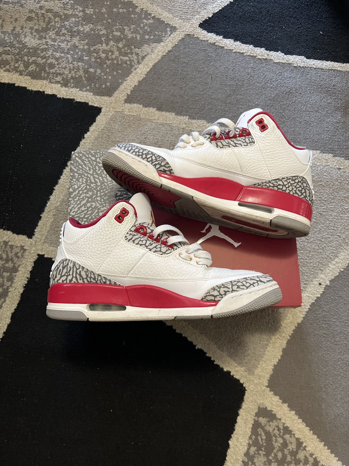 Jordan Brand Jordan 3 Cardinal Red Size US 9.5 / EU 42-43 - 1 Thumbnail