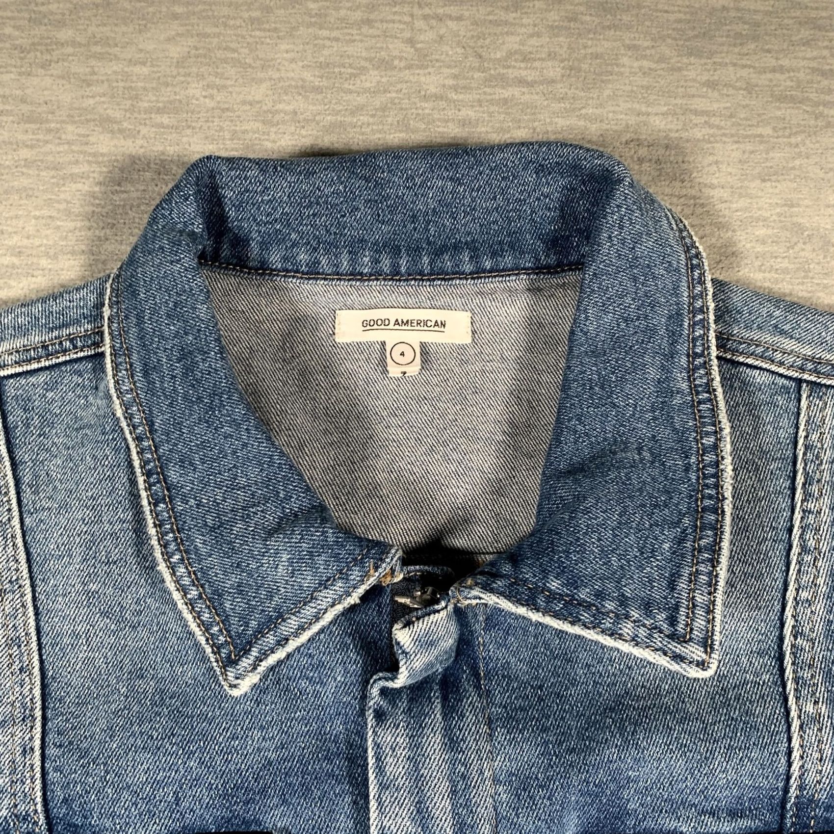 Good American Good American Utility Jumpsuit Womens 4 Blue Denim Short Sleeve Zip GMJS127 Size 27" / US 4 / IT 40 - 5 Thumbnail