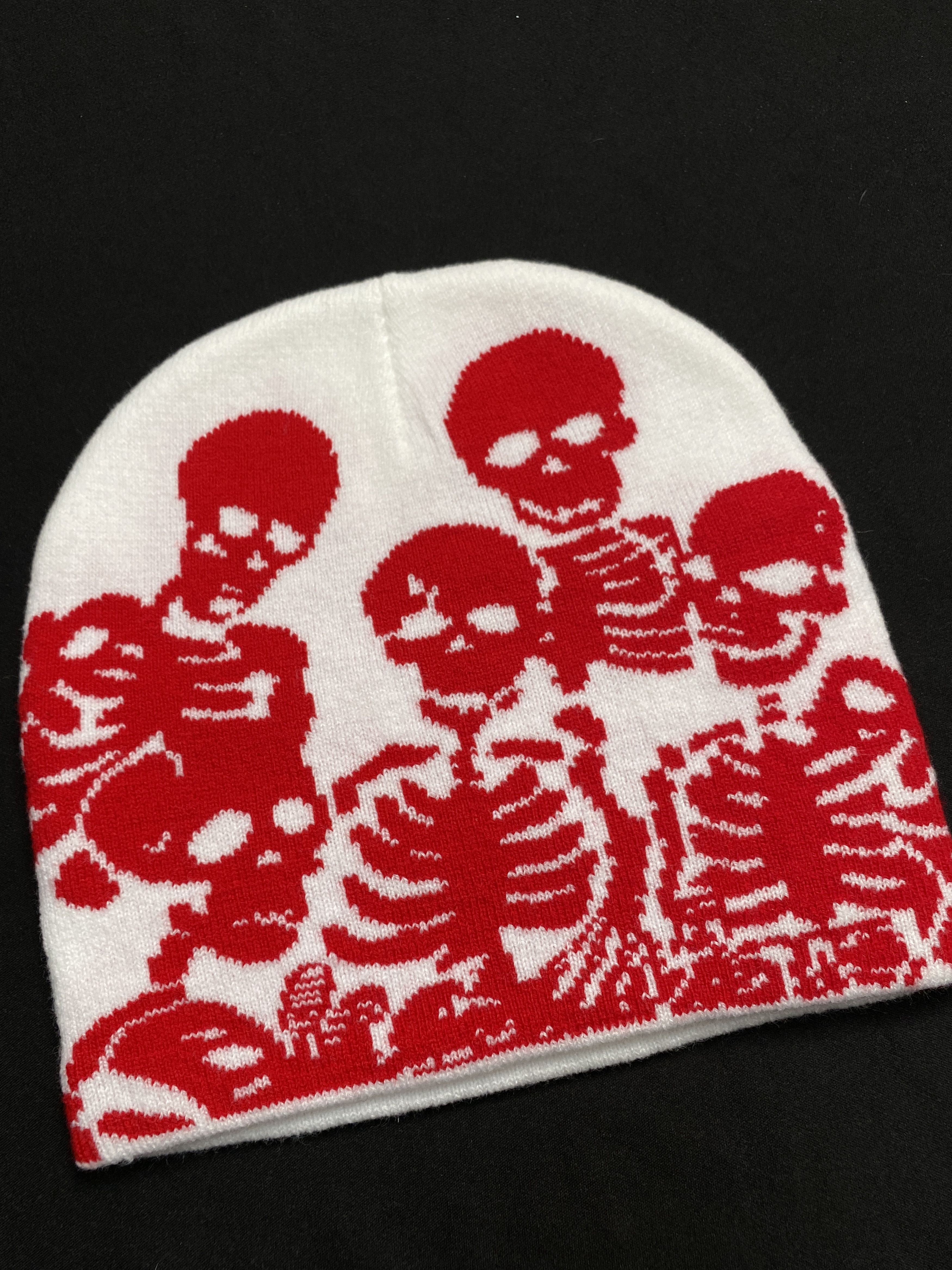 Japanese Brand Rare Skeleton Graphic design No Cuff Knit White Beanie OS Size ONE SIZE - 2 Thumbnail