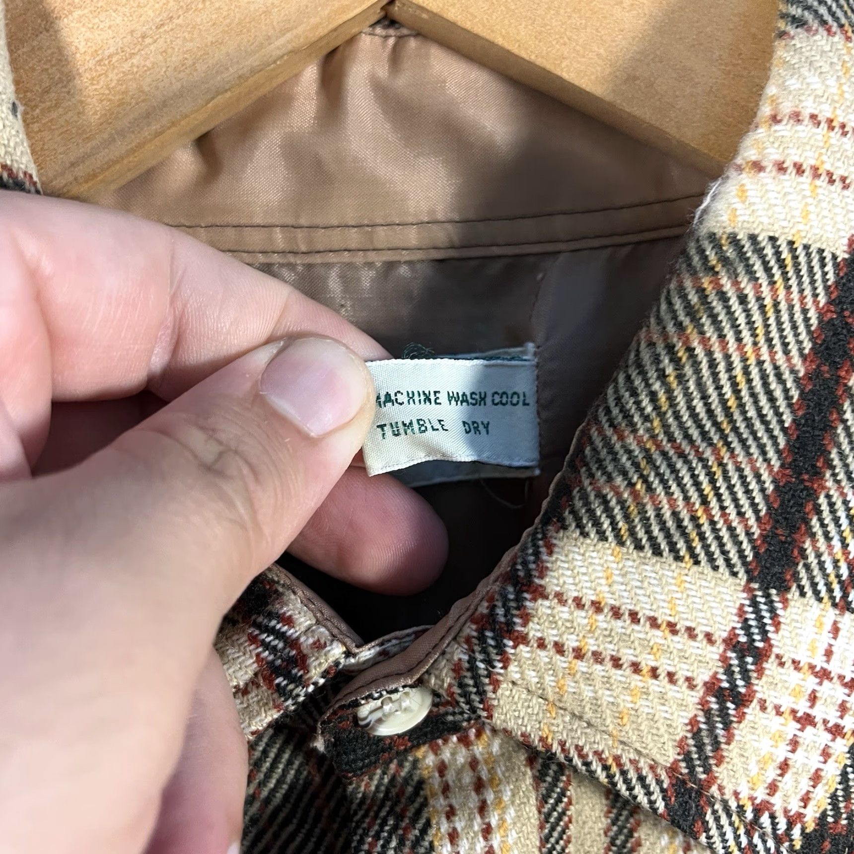 Vintage VINTAGE St John’s Bay Men’s L Brown Plaid Button-Up Flannel Shirt 90s Size US L / EU 52-54 / 3 - 4 Thumbnail