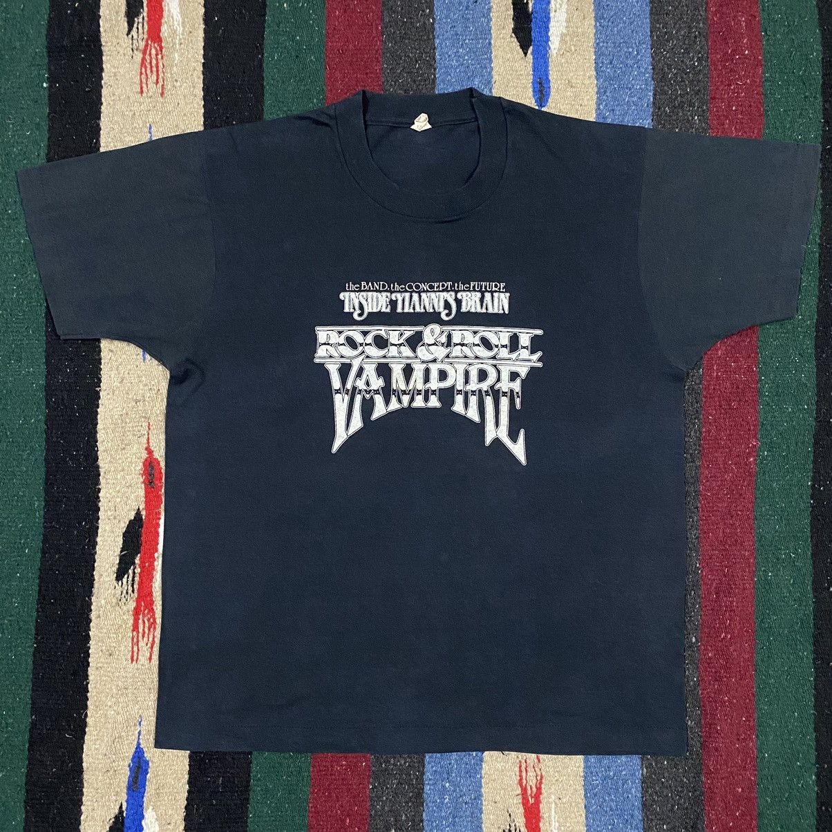 Vintage VINTAGE 80S ROCK & ROLL VAMPIRE T-SHIRT Size US M / EU 48-50 / 2 - 2 Thumbnail