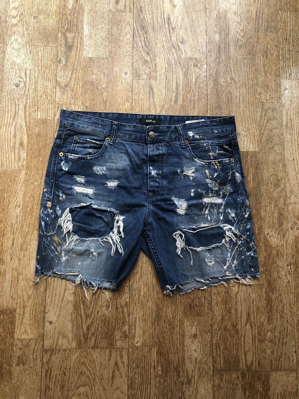 Replay REPLAY GRACELLY VINTAGE DENIM SHORTS Size US 34 / EU 50 - 1 Thumbnail