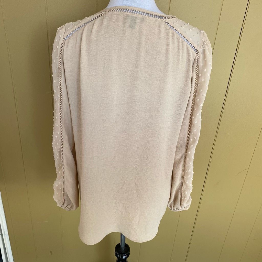 Express Express women M Longsleeve semi sheer textured print blouse Size M / US 6-8 / IT 42-44 - 8 Thumbnail