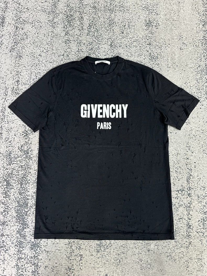 Givenchy Givenchy Wormhole Destroyed Chest Logo Short Sleeve Size US S / EU 44-46 / 1 - 1 Thumbnail