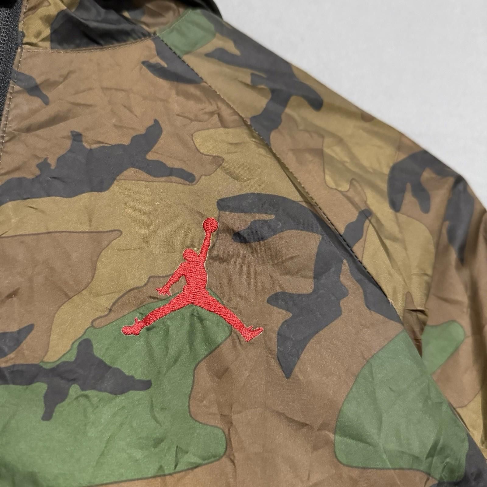 Jordan Brand Jordan Camo Windbreaker Jacket Size M (8) Boys Size US M / EU 48-50 / 2 - 7 Thumbnail
