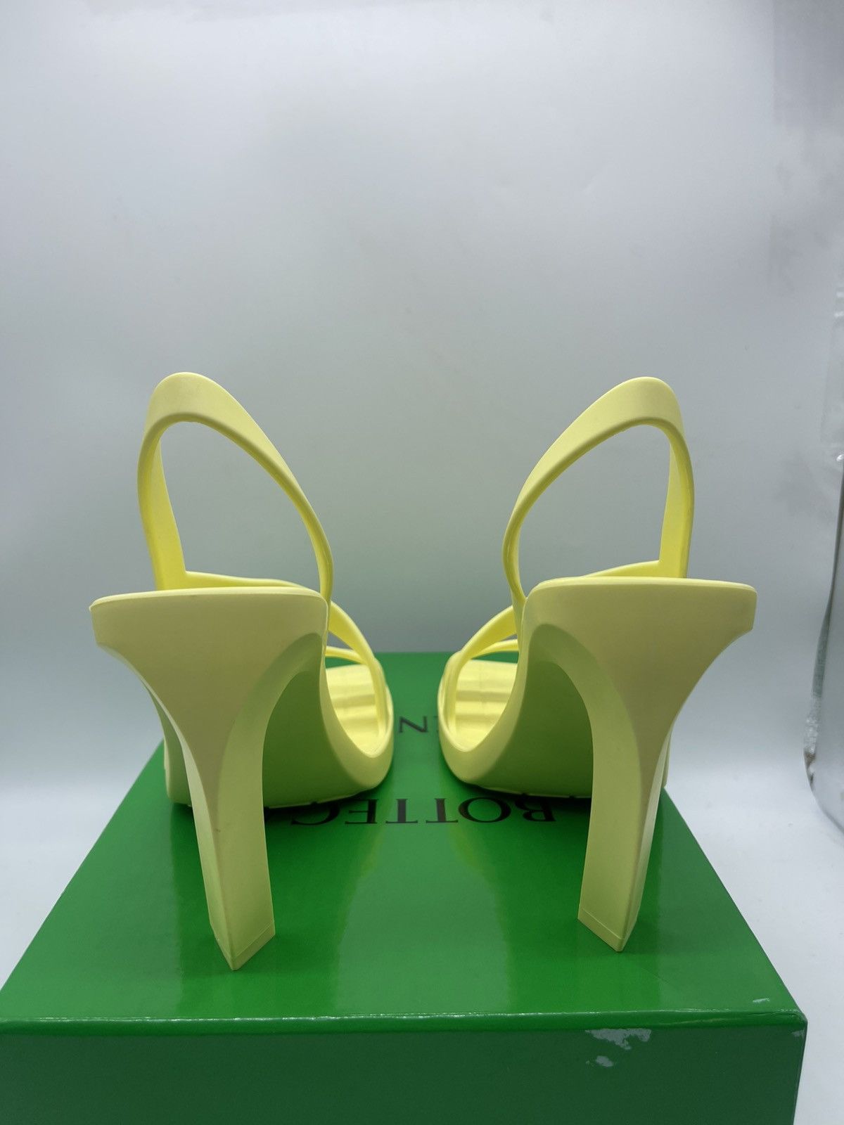 Bottega Veneta Bottega Veneta jumbo sandals sherbet Size US 8 / IT 38 - 4 Thumbnail