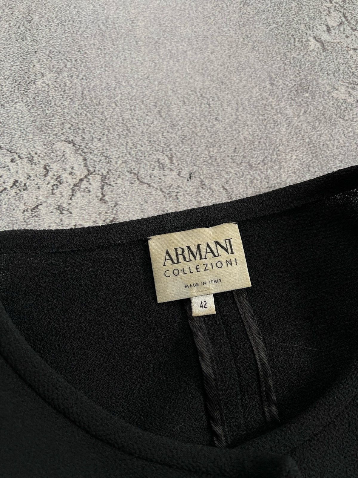 Armani Collezioni Armani Collezioni Cropped Black Button Snap Blazer Jacket 42 Size M / US 6-8 / IT 42-44 - 7 Thumbnail