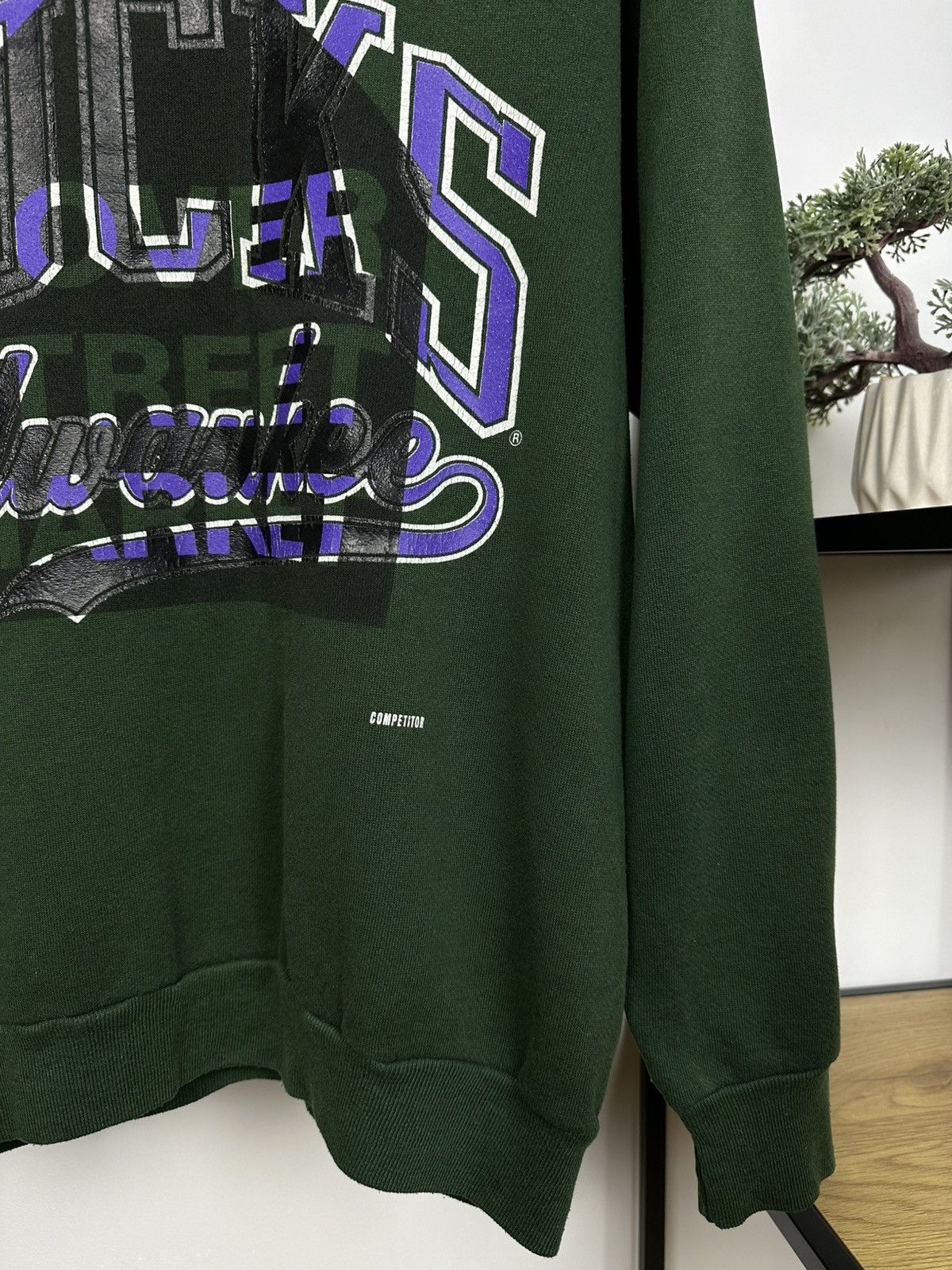 BetterTM × Dover Street Market Dover Street Market Milwaukee Bucks NBA Team DSM Sweatshirt Size US M / EU 48-50 / 2 - 3 Thumbnail