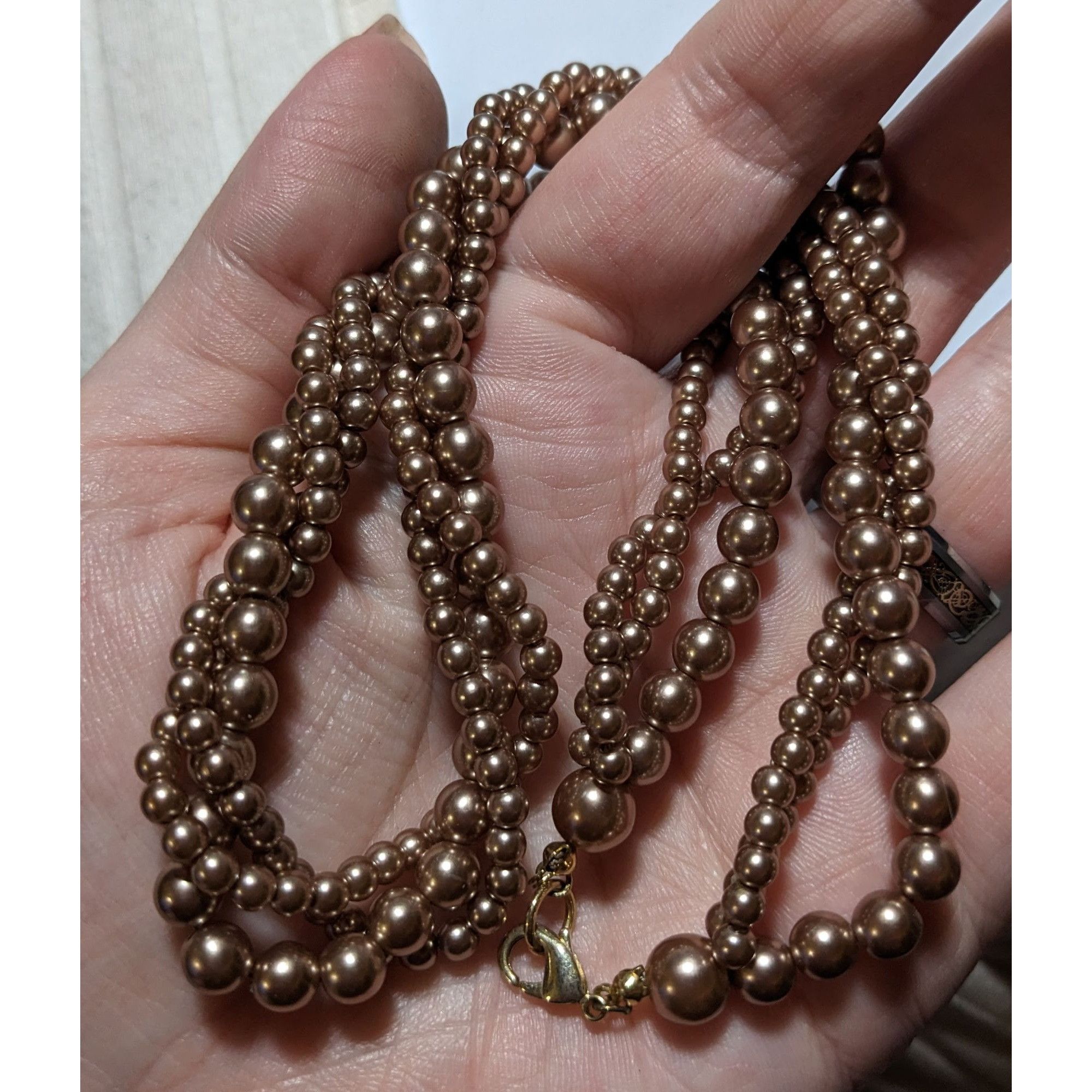 Other Retro Tan Faux Pearl Torsade Costume Necklace Size ONE SIZE - 7 Thumbnail