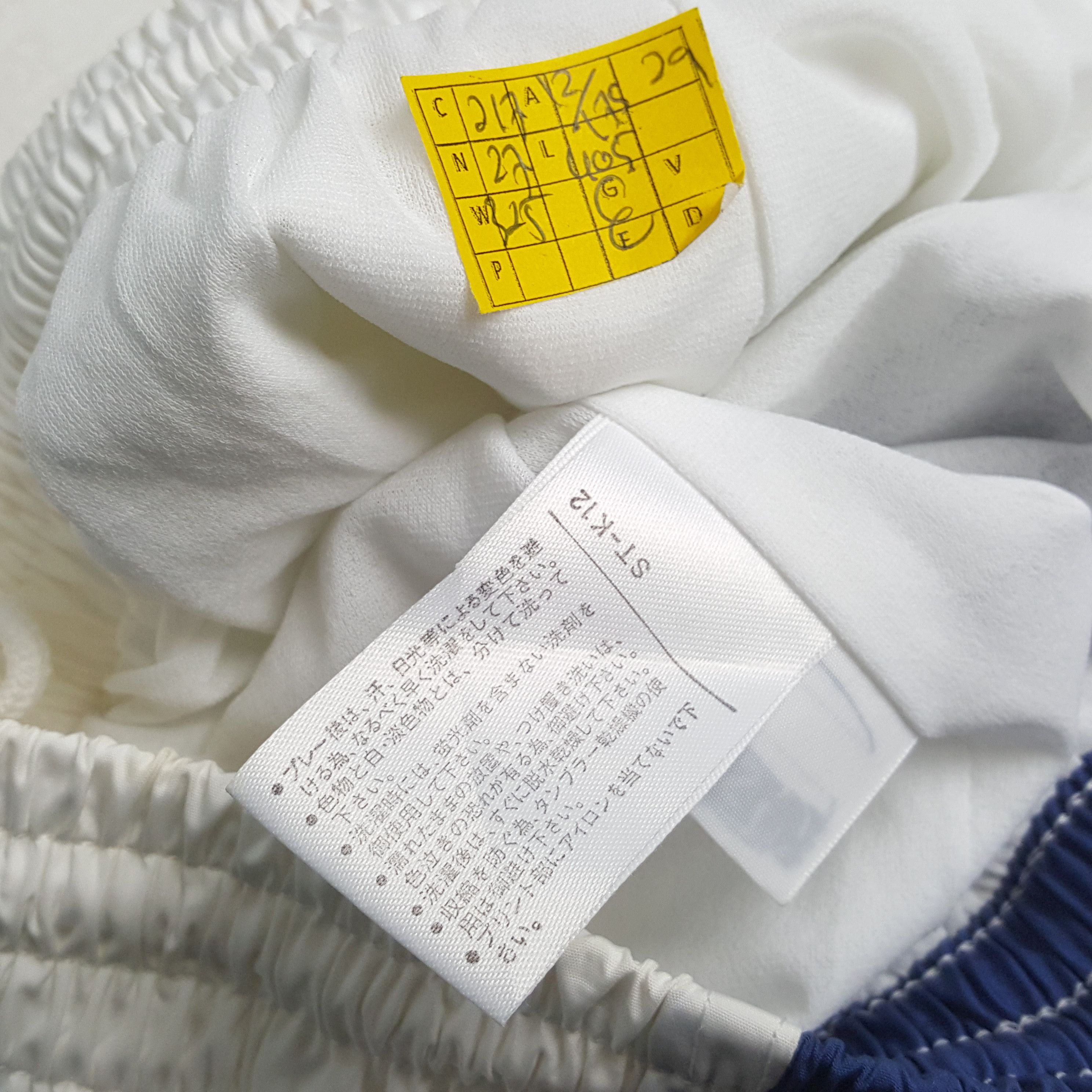 Japanese Brand × Sergio Tacchini × Vintage Vintage SERGIO TACHINI Sportswear Fashion Style Sweatpants Size US 34 / EU 50 - 13 Thumbnail