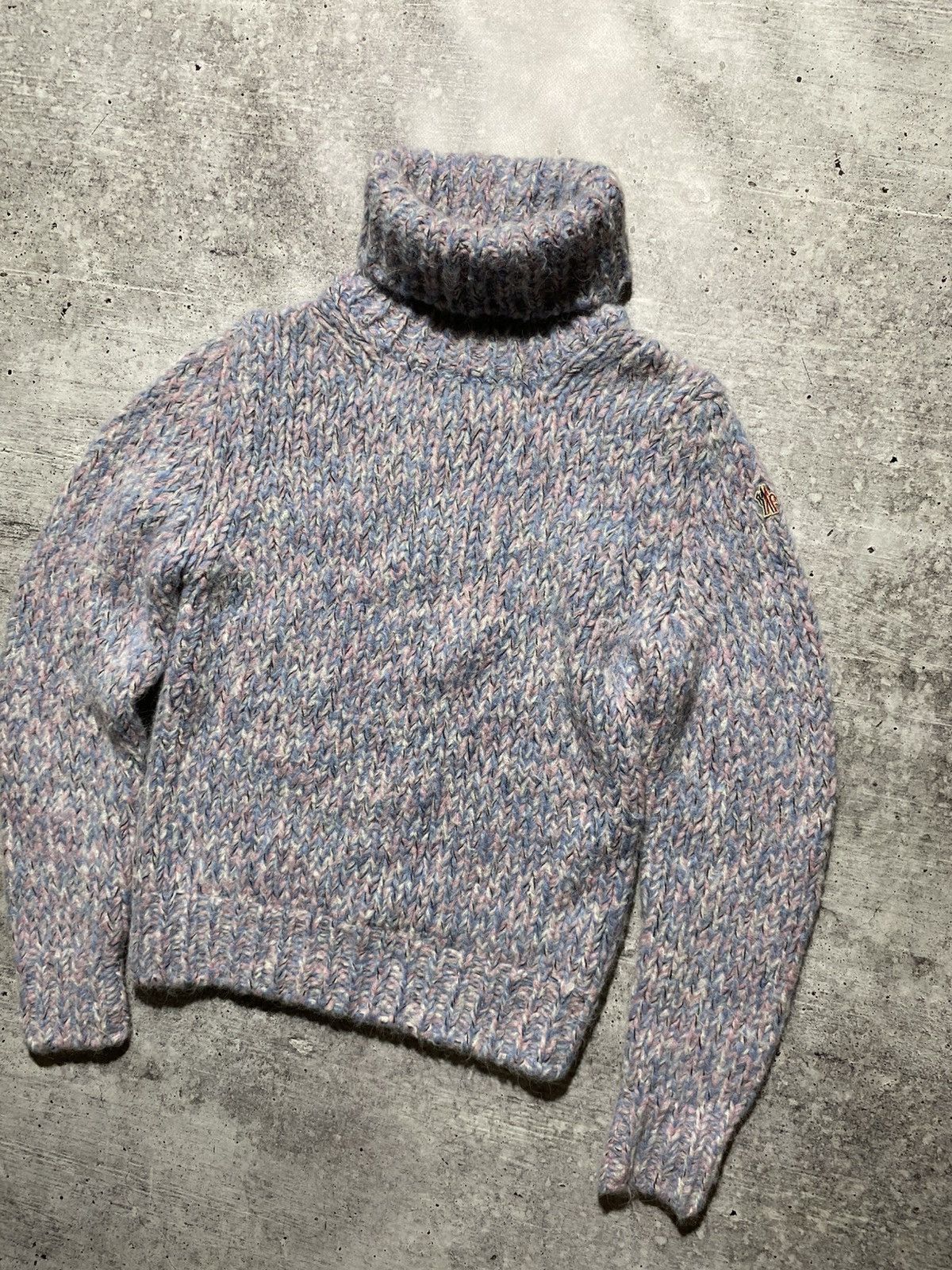Moncler MONCLER ALPAKA KNIT SWEATER Size M / US 6-8 / IT 42-44 - 3 Thumbnail