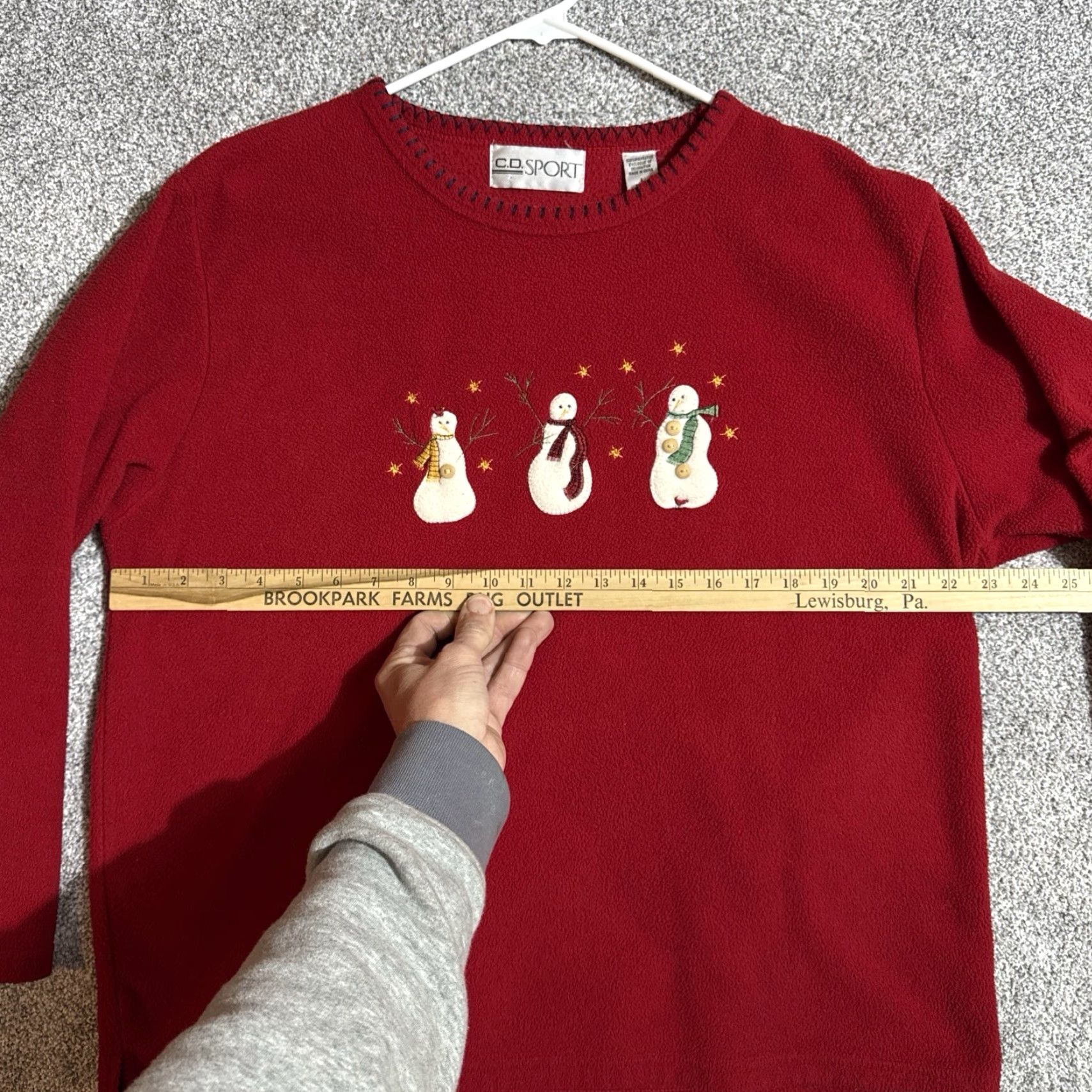 Etro CD Sport Sweatshirt Womens Large Embroidered Snowman Christmas Holiday Cozy Pullover Red Fleece Polyester Sweatshirt Size L / US 10 / IT 46 - 3 Thumbnail