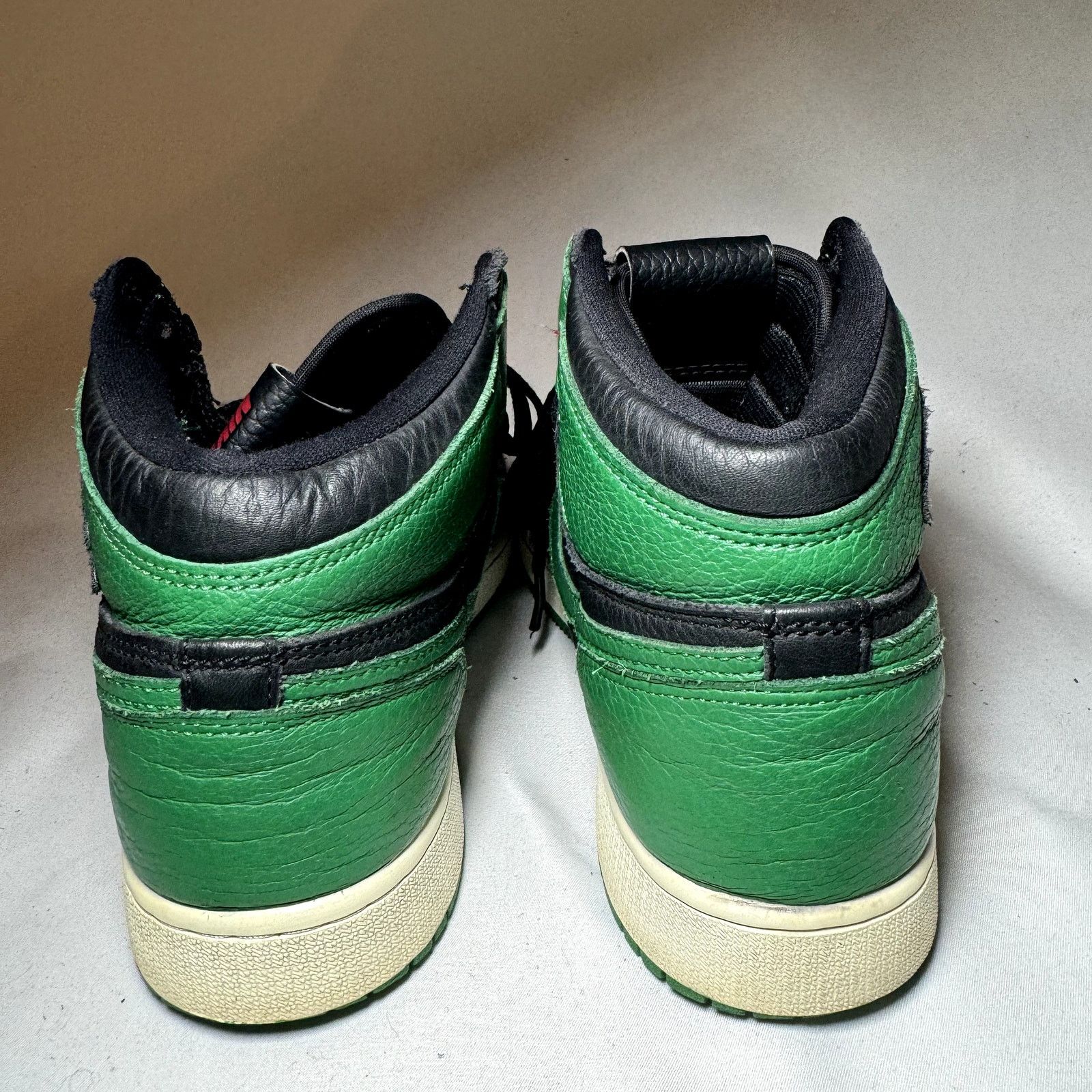 Jordan Brand × Nike Size 7 - Nike Air Jordan 1 Retro High OG GS Pine Green 2.0 Size US 7 / EU 40 - 5 Thumbnail