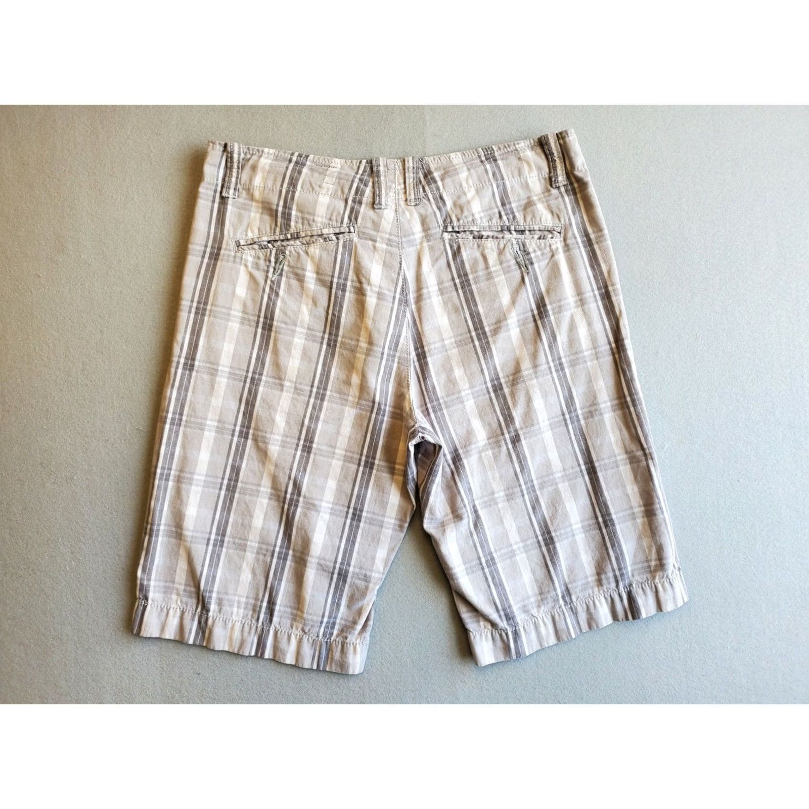BKE BKE Buckle Mens Shorts Sz 33 Plaid Casual Athletic Flat Front Chino Multicolor Size US 33 - 3 Thumbnail