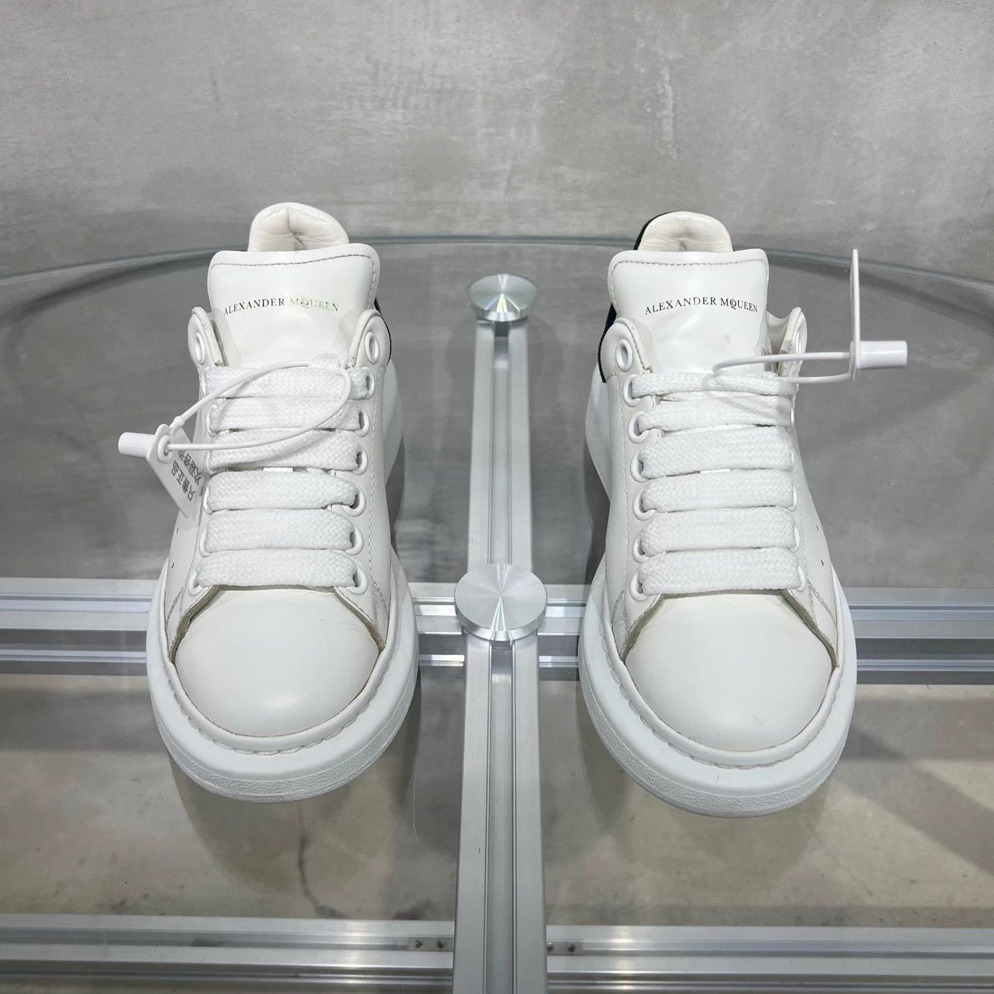 Alexander Wang white low-top sneakers black toe 35