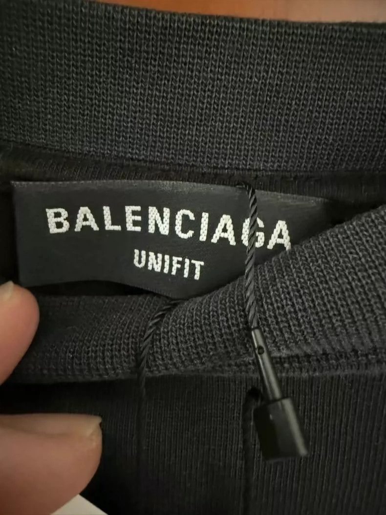 Balenciaga Balenciaga Speed Hunter Short Sleeve Aged Destruction Desi Size US L / EU 52-54 / 3 - 3 Thumbnail