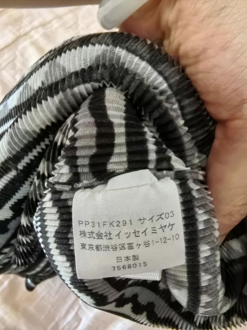 Issey Miyake Issey Miyake size:3 Black and white pleated top Size XS / US 0-2 / IT 36-38 - 3 Thumbnail