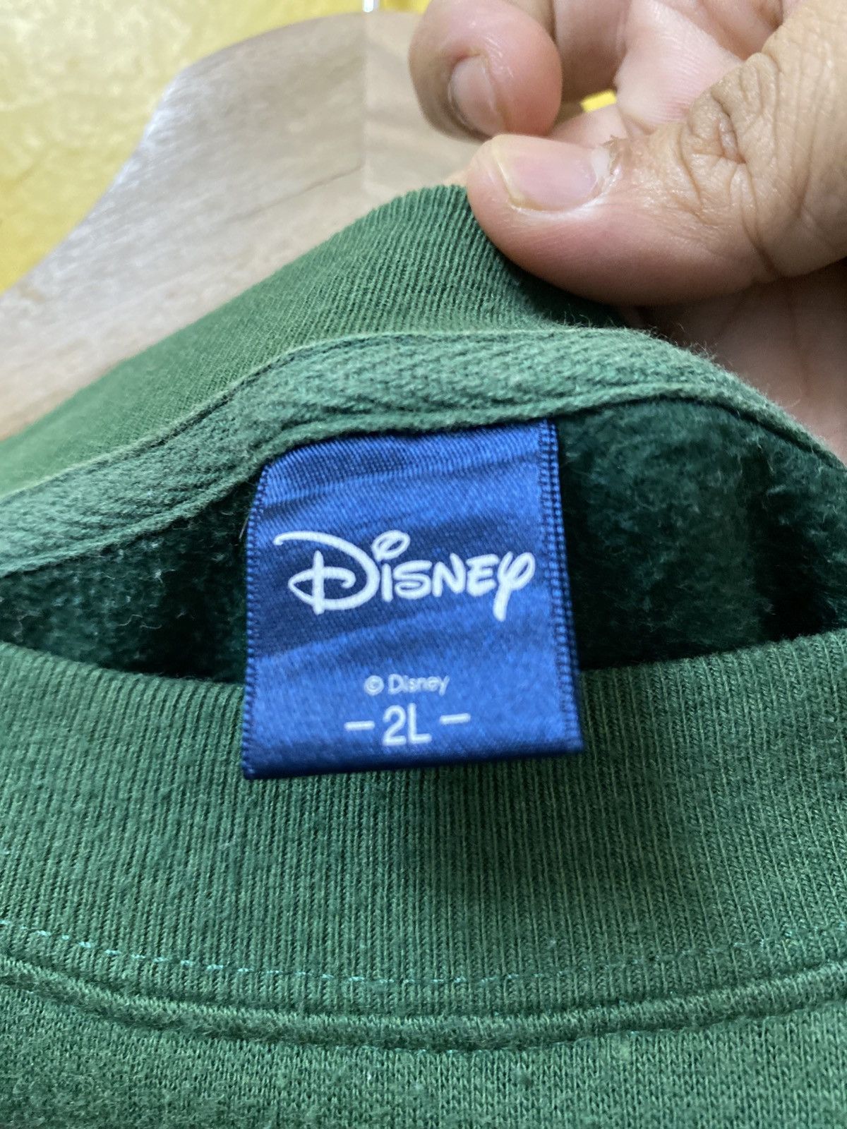 Disney Disney Oswald Sweatshirt Crewneck Tee Size US L / EU 52-54 / 3 - 6 Thumbnail