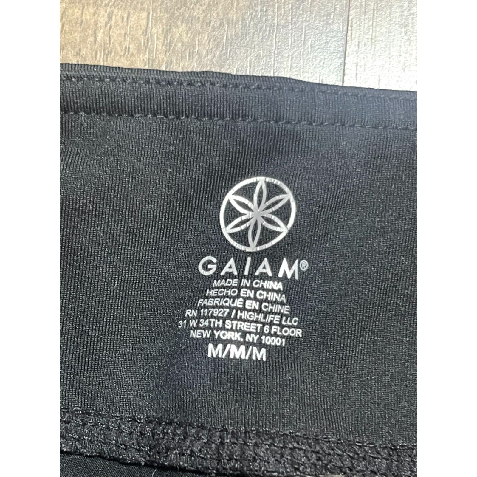 Vintage Gaiam Pants Womens Size Medium Black Pull On Leggings Capris Capri Skinny Inseam 20.5 in Casual Vintage No Size 32" / US 10 / IT 46 - 4 Thumbnail