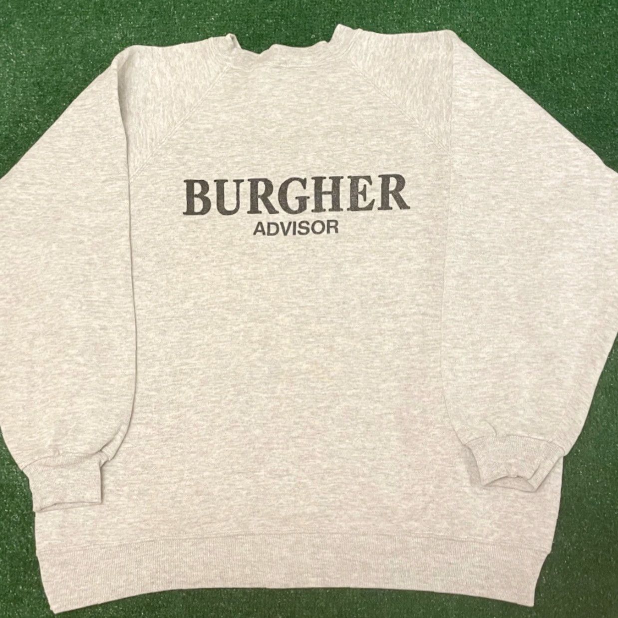 Vintage VINTAGE 90s SGA Government On The Run Student Gov Burgher Crewneck Sweater XXL Men Gray Size US XXL / EU 58 / 5 - 2 Thumbnail