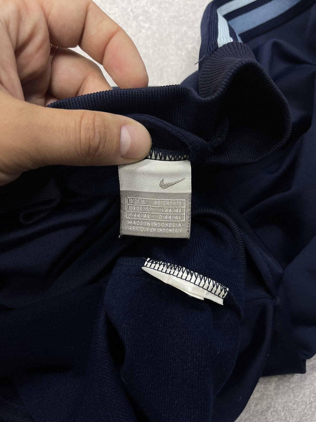 Nike Vintage Nike Track Jacket Navy Small Logo Y2K TN ACG Size US S / EU 44-46 / 1 - 8 Thumbnail