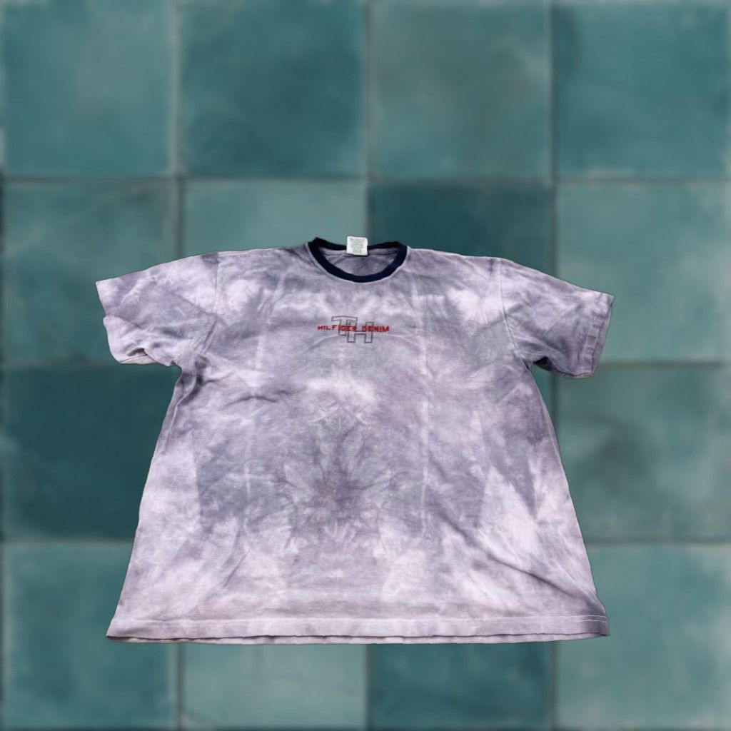 Tommy Hilfiger Vintage Tommy Hilfiger Shirt Mens XL Purple Tie Dye Embroidered Short Sleeve Tee Size US XL / EU 56 / 4 - 1 Thumbnail
