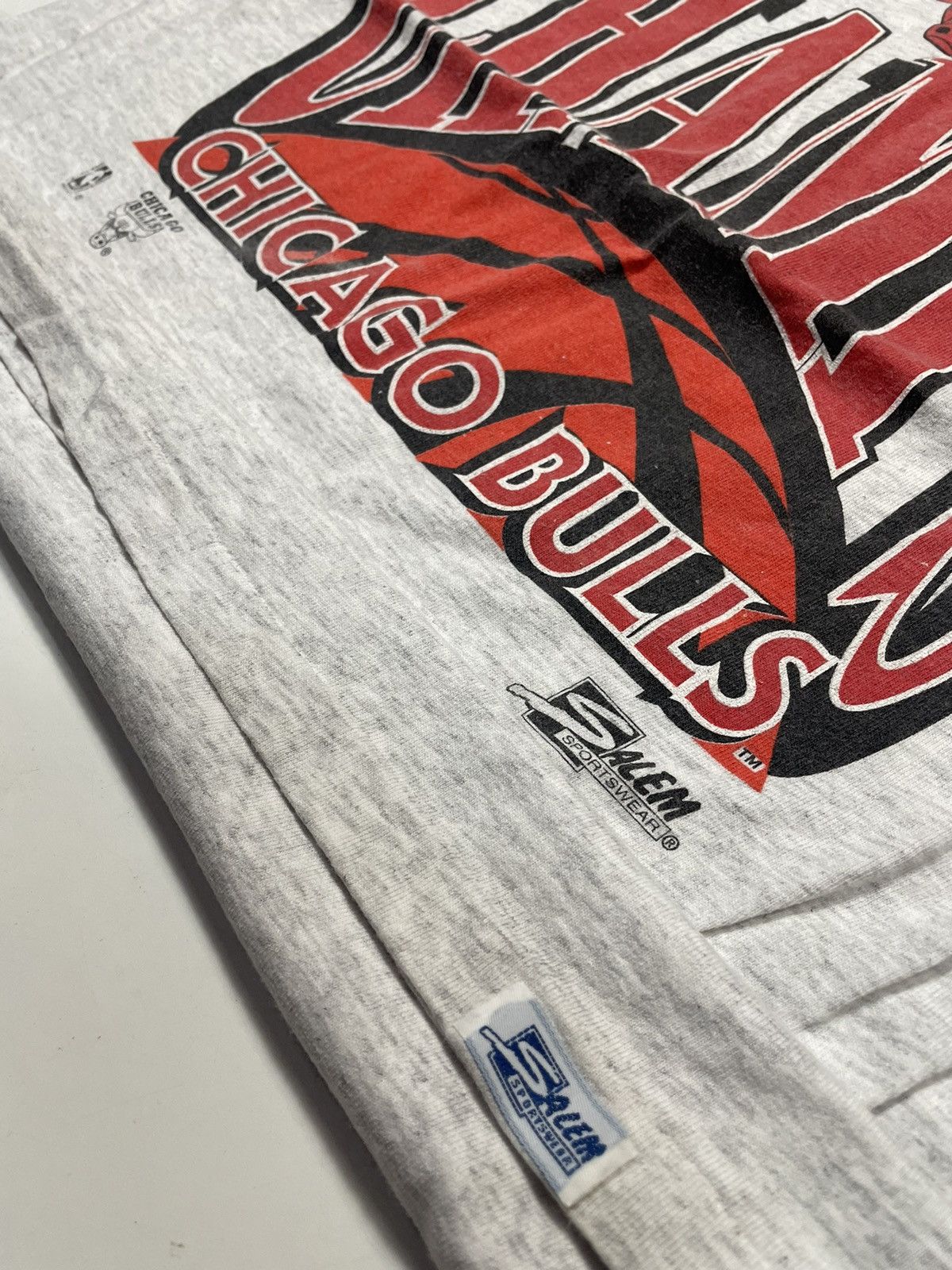 NBA × Vintage Vtg 1993 Vintage Chicago Bulls NBA World Champs 90s Salem Size US L / EU 52-54 / 3 - 5 Thumbnail