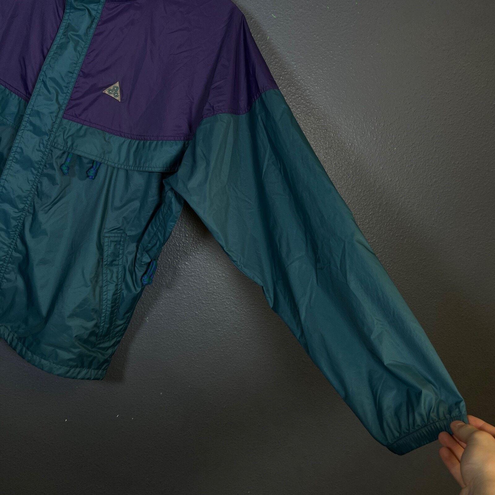 Nike ACG Nike ACG L men VINTAGE windbreaker Nylon purple/blue jacket Size US L / EU 52-54 / 3 - 4 Thumbnail