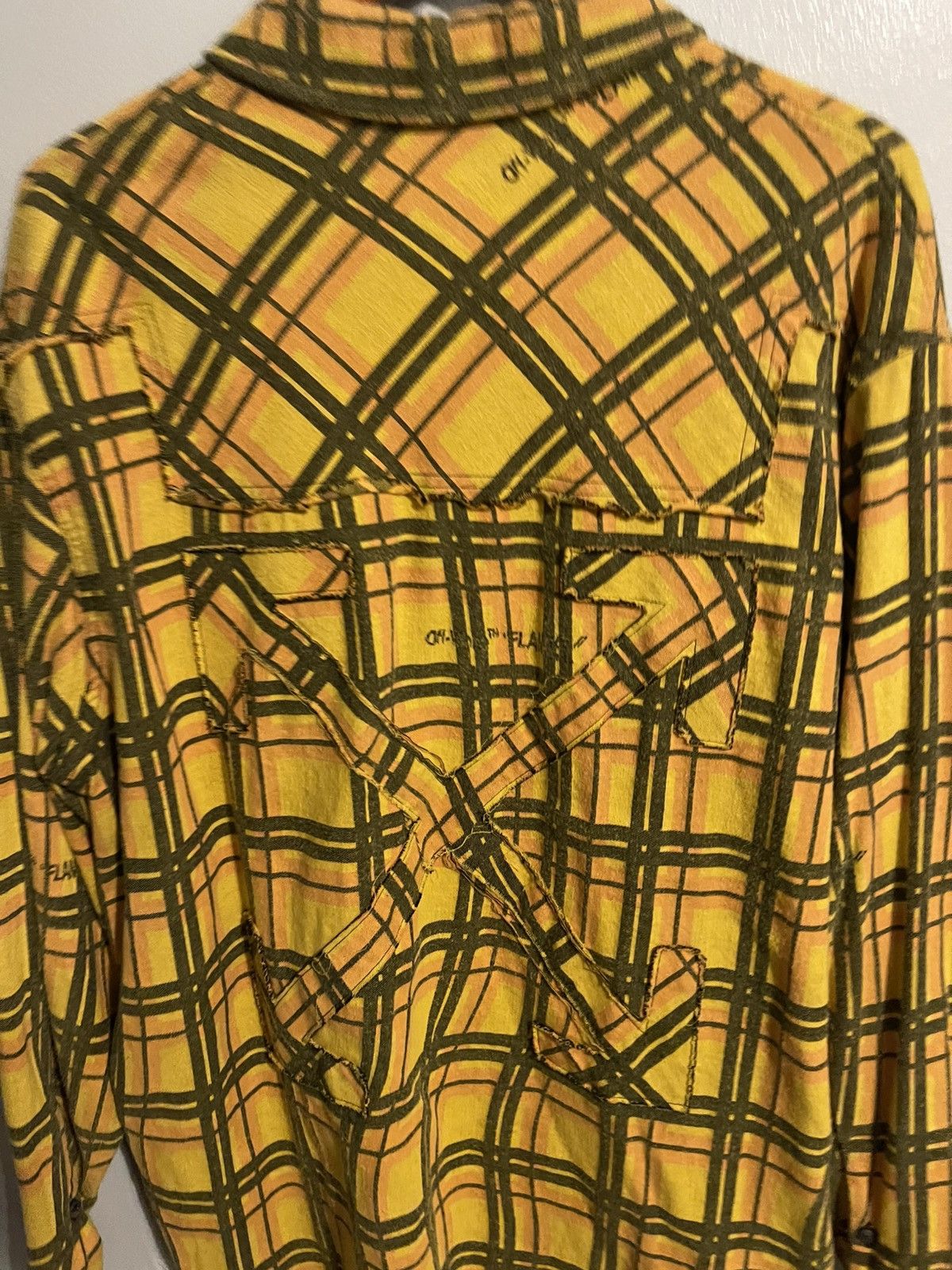 Off-White × Virgil Abloh OFF-WHITE C/O VIRGIL ABLOH YELLOW OVERSIZED FLANNEL SIZE L Size US L / EU 52-54 / 3 - 7 Thumbnail