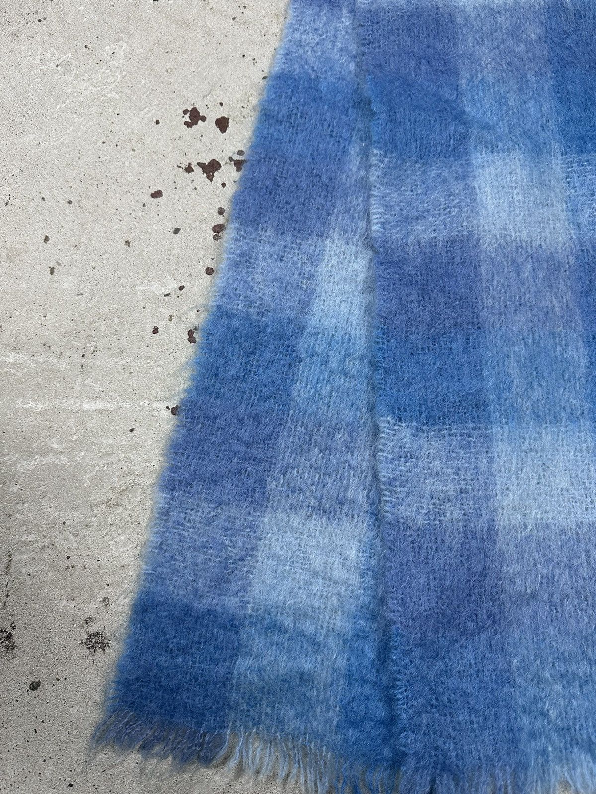 If Six Was Nine × Le Grande Bleu (L.G.B.) × Vintage Vintage 90s Mohair & Wool Baby Blue Scarf Muffler Size ONE SIZE - 4 Thumbnail