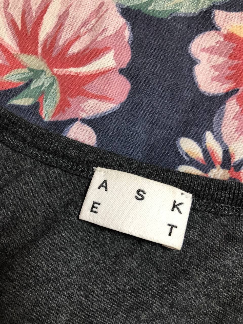 Asket ASKET Men’s Soft Cotton Tee Minimal Design Size US L / EU 52-54 / 3 - 2 Thumbnail