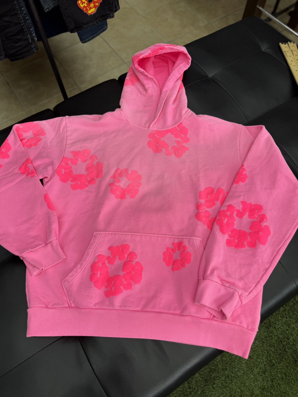 DENIM TEARS Denim Tears Pink 2025 Cotton Wreath Hoodie XL (NEW) Size US XL / EU 56 / 4 - 3 Thumbnail