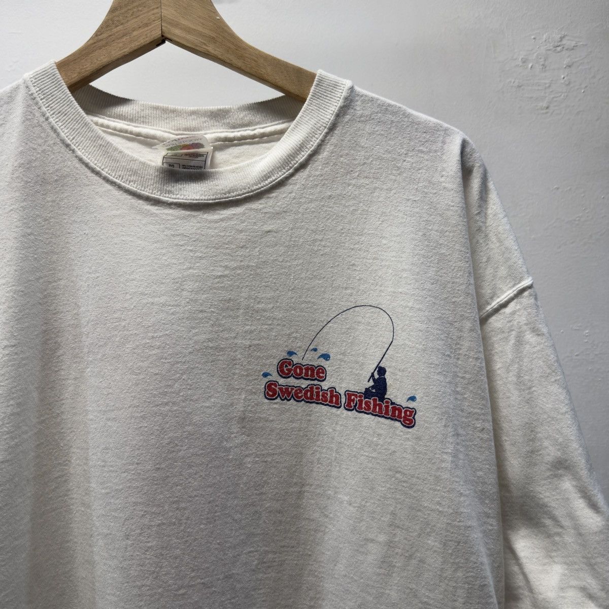 Vintage Vintage Swedish Fish Candy Fishing Shirt Size US XL / EU 56 / 4 - 6 Thumbnail