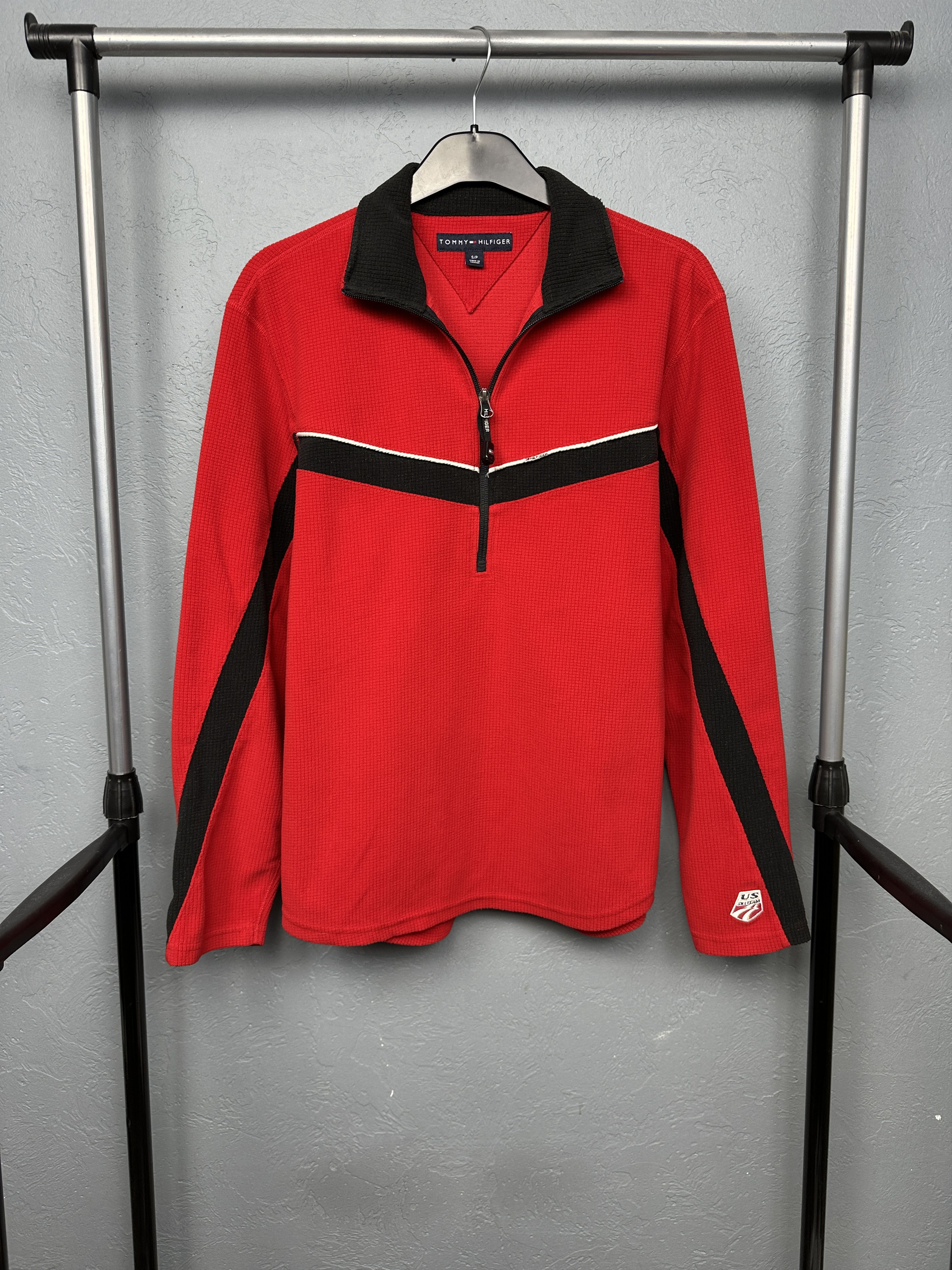 Tommy Hilfiger Tommy Hilfiger USA Ski Team 90s Vintage Fleece Jacket Size US S / EU 44-46 / 1 - 1 Thumbnail