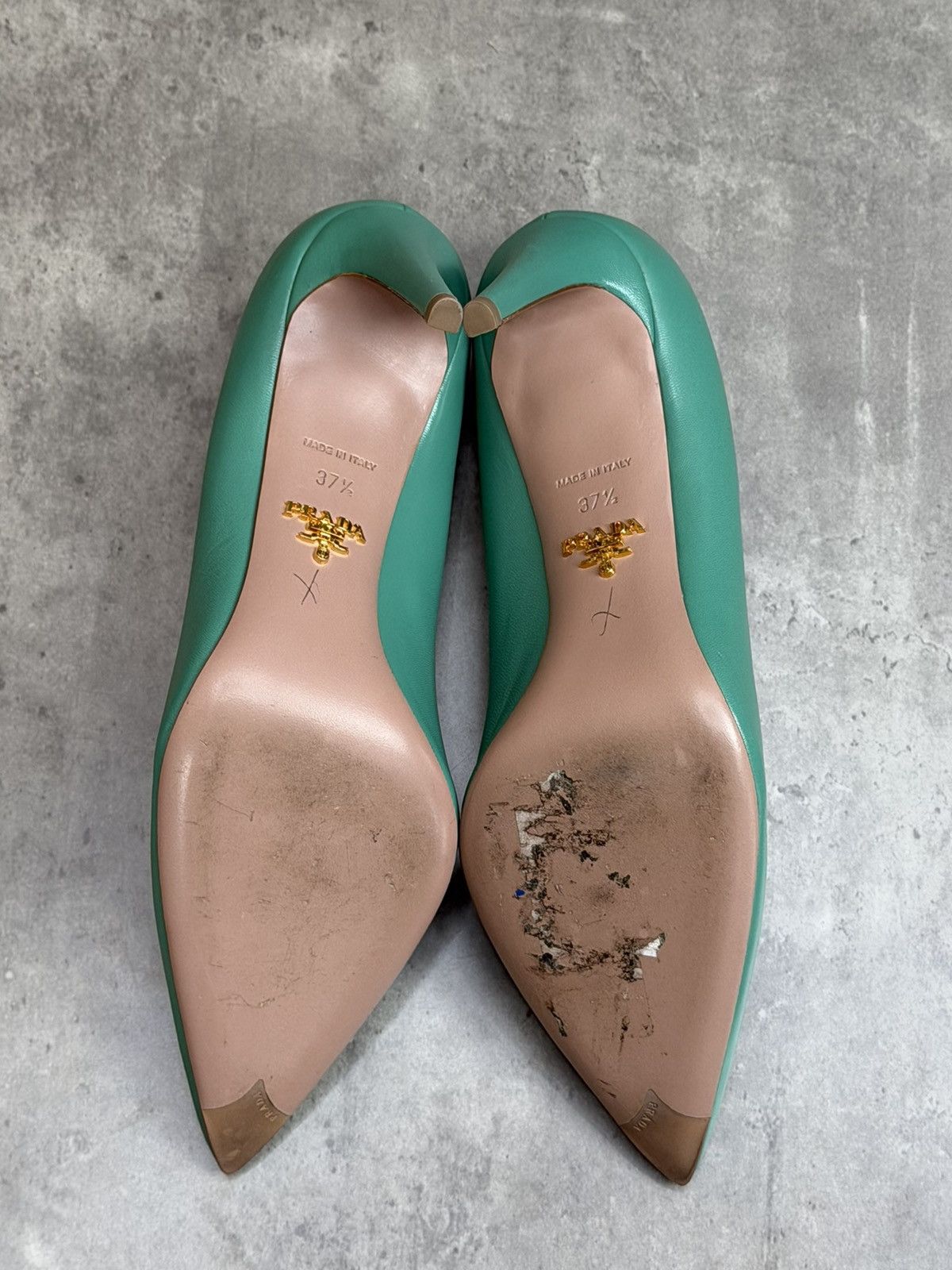 Prada Prada Green Leather Pointed Toe Pumps Heels Size 37 1/2 Size US 7.5 / IT 37.5 - 10 Thumbnail
