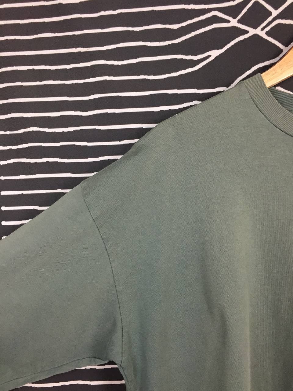Vintage Vtg Mark Gonzales My Spire Is Happy Longsleeve Tee Size US M / EU 48-50 / 2 - 5 Thumbnail