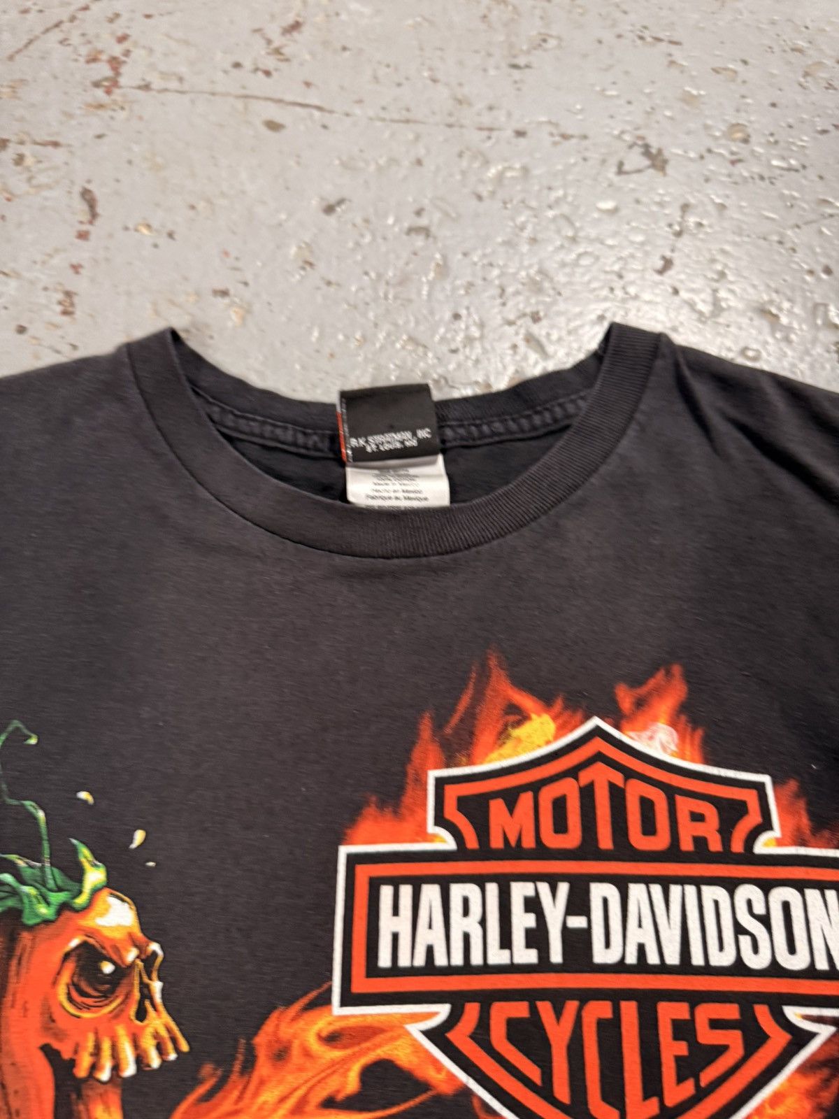 Harley Davidson Harley Davidson Sun Faded Flaming Pepper 2013 Distressed Tee Size US L / EU 52-54 / 3 - 4 Thumbnail