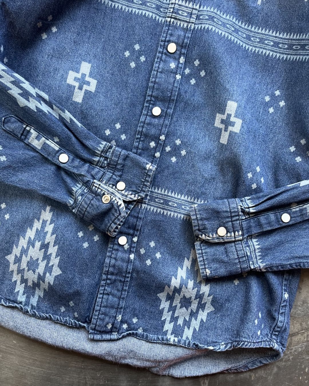 Designer Sun Label urban research navajo shirt Size US S / EU 44-46 / 1 - 5 Thumbnail